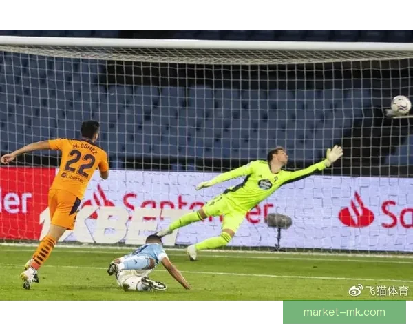 2025年8月瓦伦西亚深陷财务危机关窗前被迫甩卖头号射手杜罗